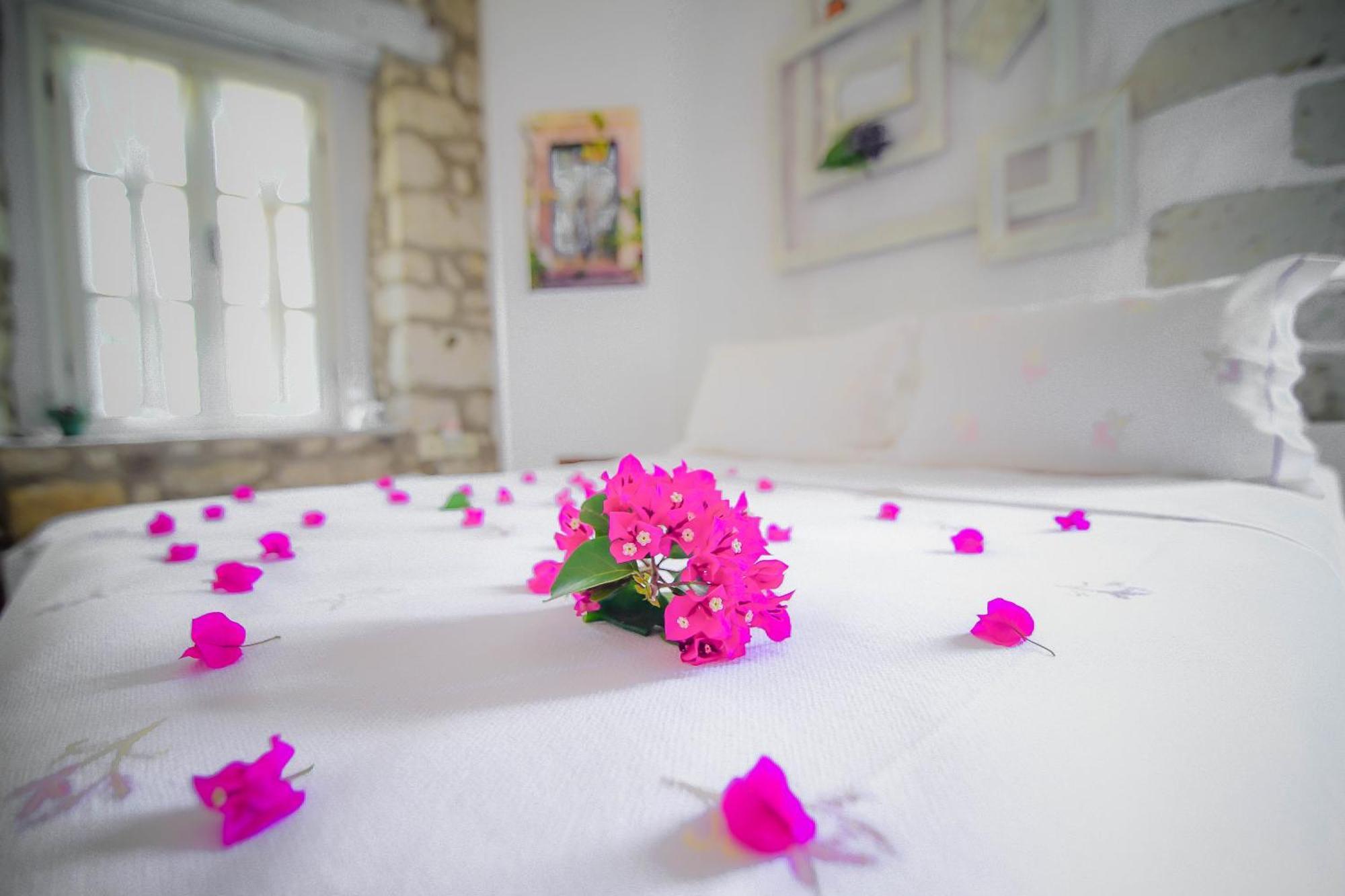 Yukari Sokak Vip Butik Otel Alaçatı Luaran gambar