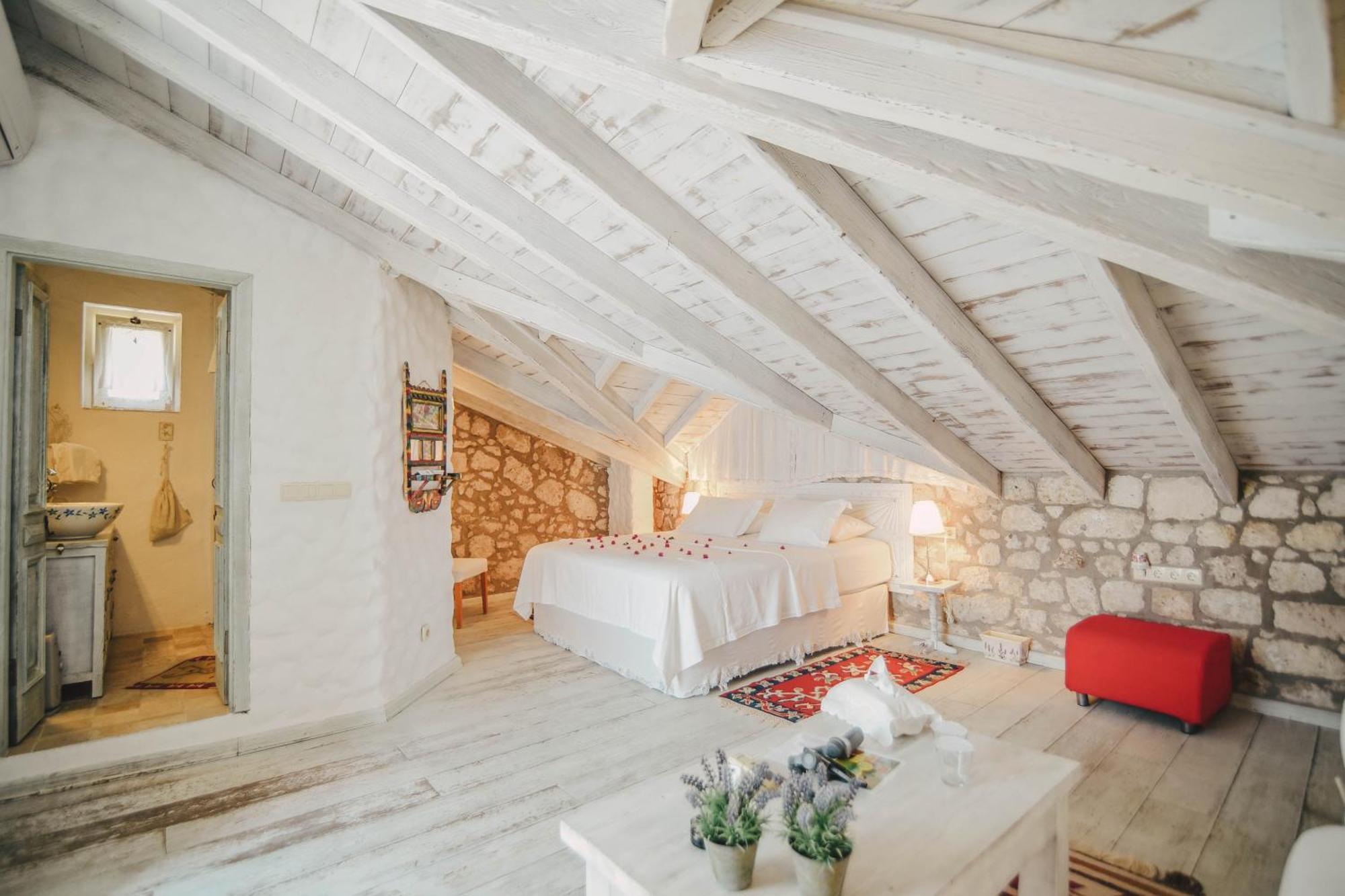 Yukari Sokak Vip Butik Otel Alaçatı Luaran gambar